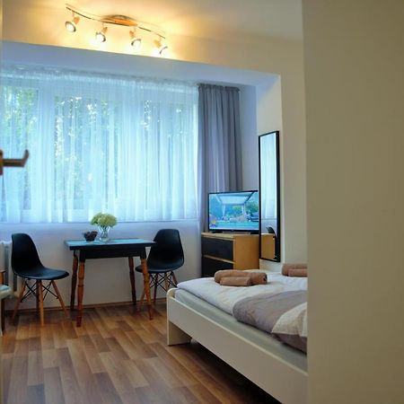 Friendly Place Doki Гданск Екстериор снимка